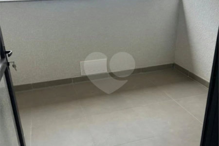 Apartamento à venda com 3 quartos, sendo 2 suítes, em Vila Firmiano Pinto, São Paulo, SP
