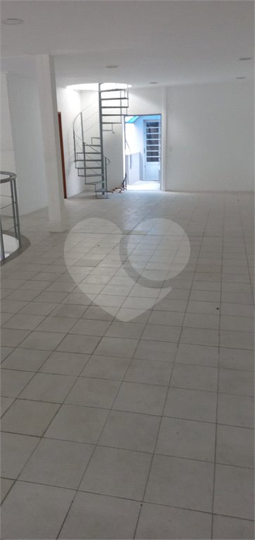 Salão à venda ou para alugar com 4 quartos em Santana, São Paulo, SP