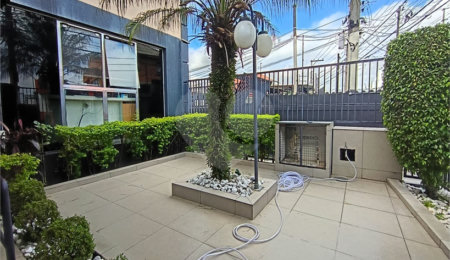 Apartamento à venda com 2 quartos em Chora Menino, São Paulo, SP