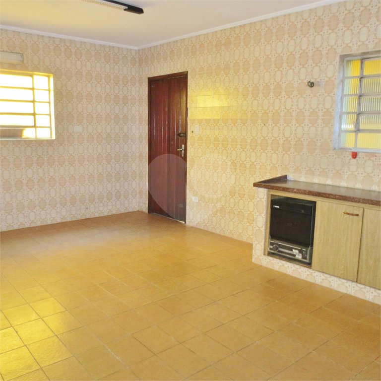 Sobrado Conservado na Saúde- 230m2 - 3 Quartos/1 Suíte/2 Vagas