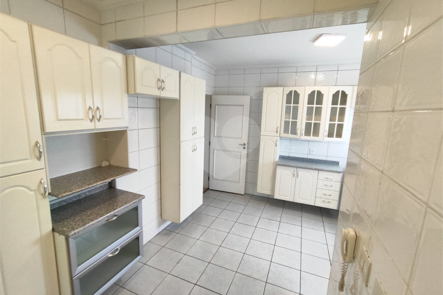 Apartamento à venda com 3 quartos, sendo 1 suíte,  em Vila Ester (zona Norte), São Paulo, SP