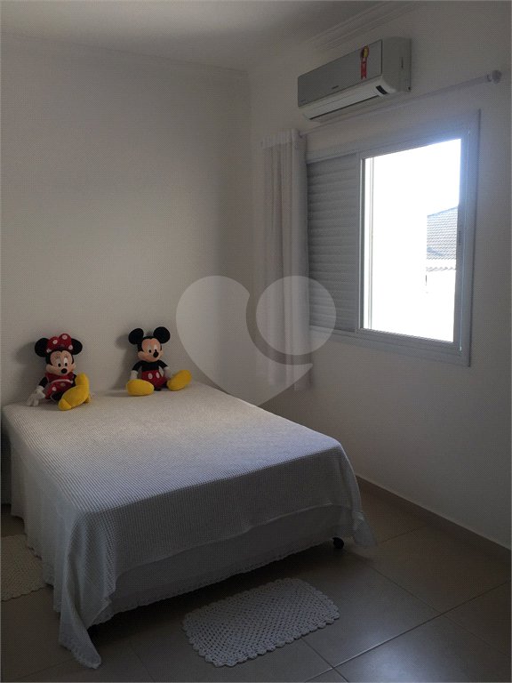 Casa à venda com 3 suítes no condomínio Lago da Serra, Araçoiaba da Serra - SP