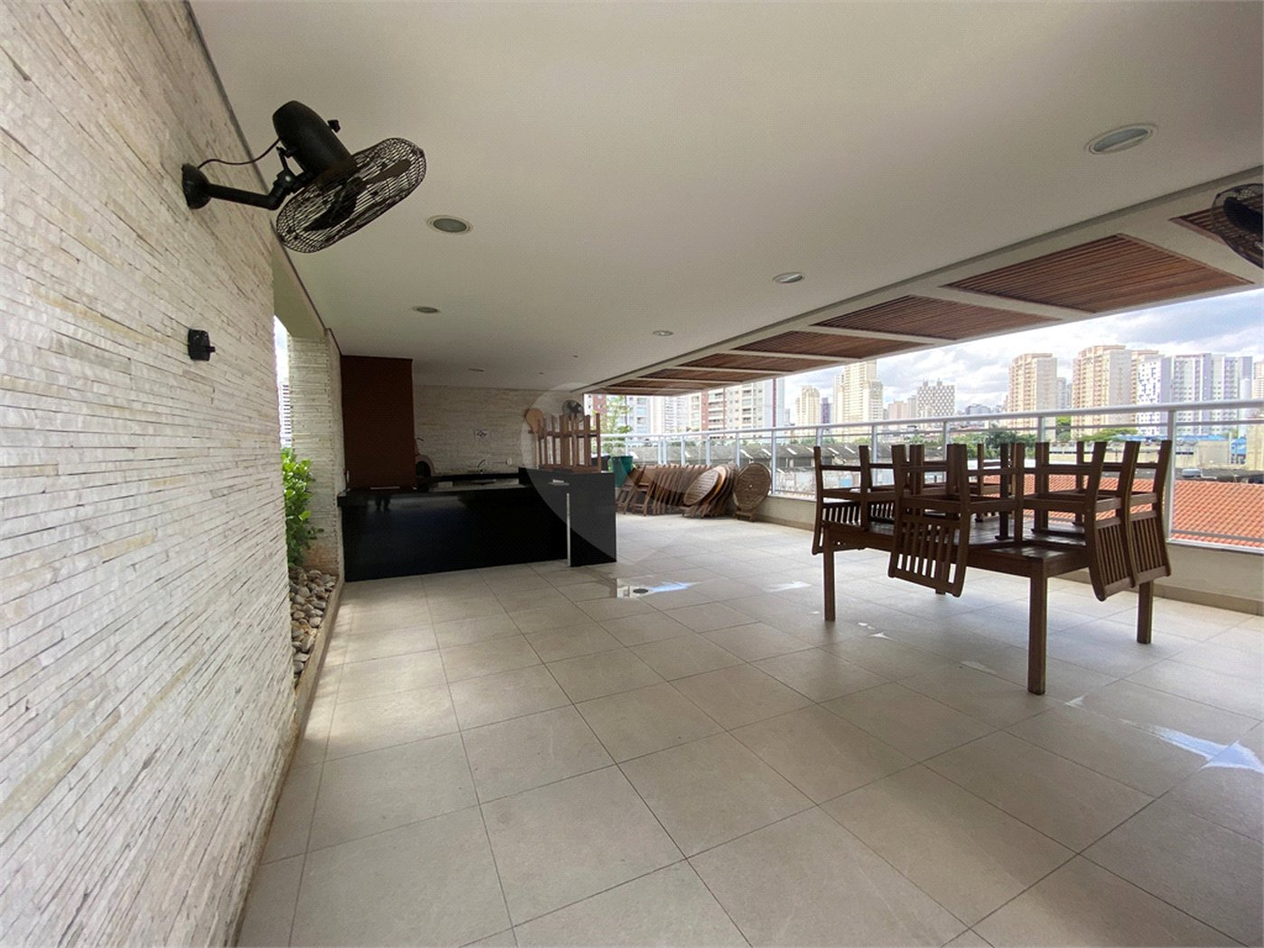 Apartamento à venda com 3 suítes em Barra Funda, São Paulo, SP