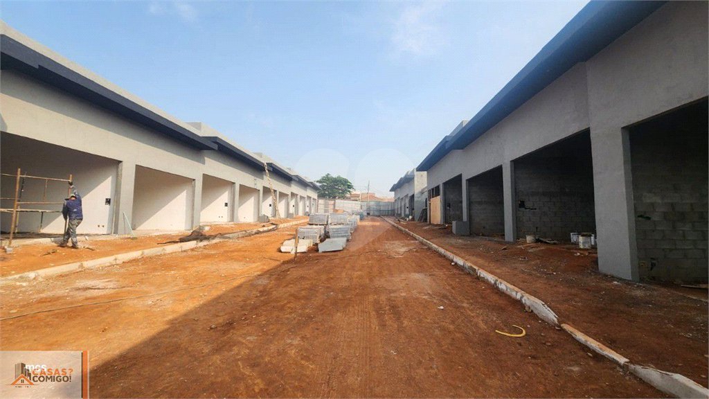 Salão Comercial para alugar em Jardim das Cerejeiras, Atibaia, SP