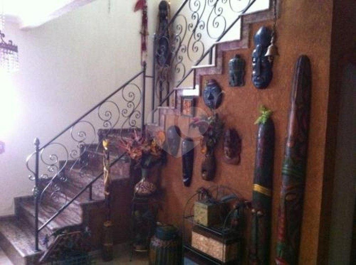 Sobrado à venda com 6 quartos, sendo 4 suítes, em Barro Branco (zona Norte), São Paulo, SP