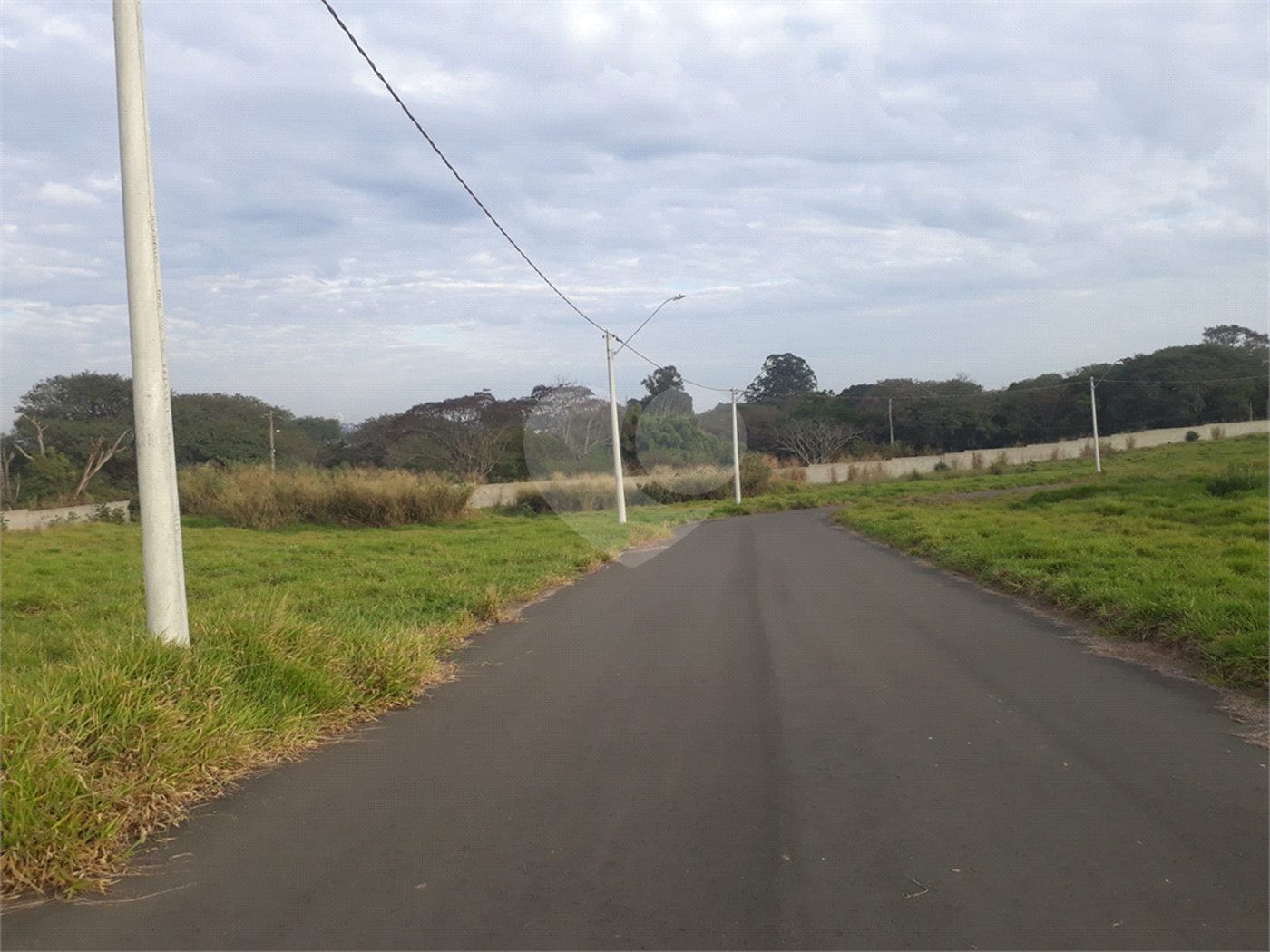 Terreno à venda no condomínio Reserva de Santa Maria, Indaiatuba - SP