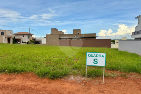 Terreno à venda em Loteamento Residencial Golden Ville, Itapetininga, SP