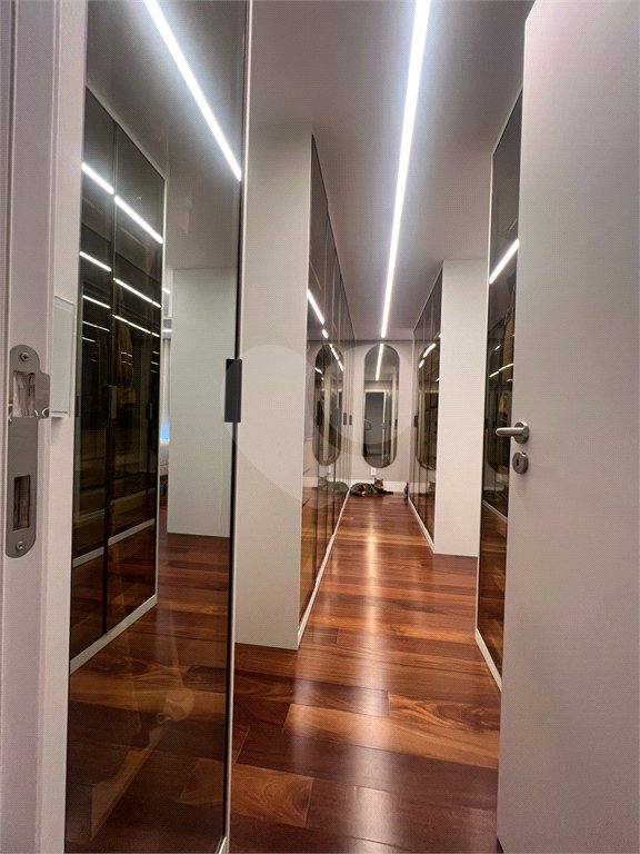 Apartamento à venda com 3 suítes em Jardim Marajoara, São Paulo, SP
