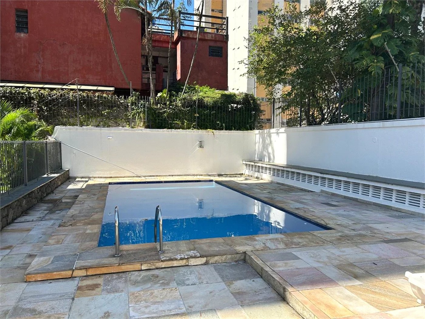 Apartamento para alugar com 3 quartos, sendo 1 suíte, em Pinheiros, São Paulo, SP