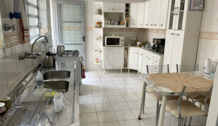 Casa à venda com 3 quartos, sendo 1 suíte, em Perdizes, São Paulo, SP