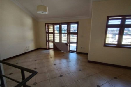 Casa à venda com 3 quartos, sendo 1 suíte, em Vila São José, Itapetininga, SP