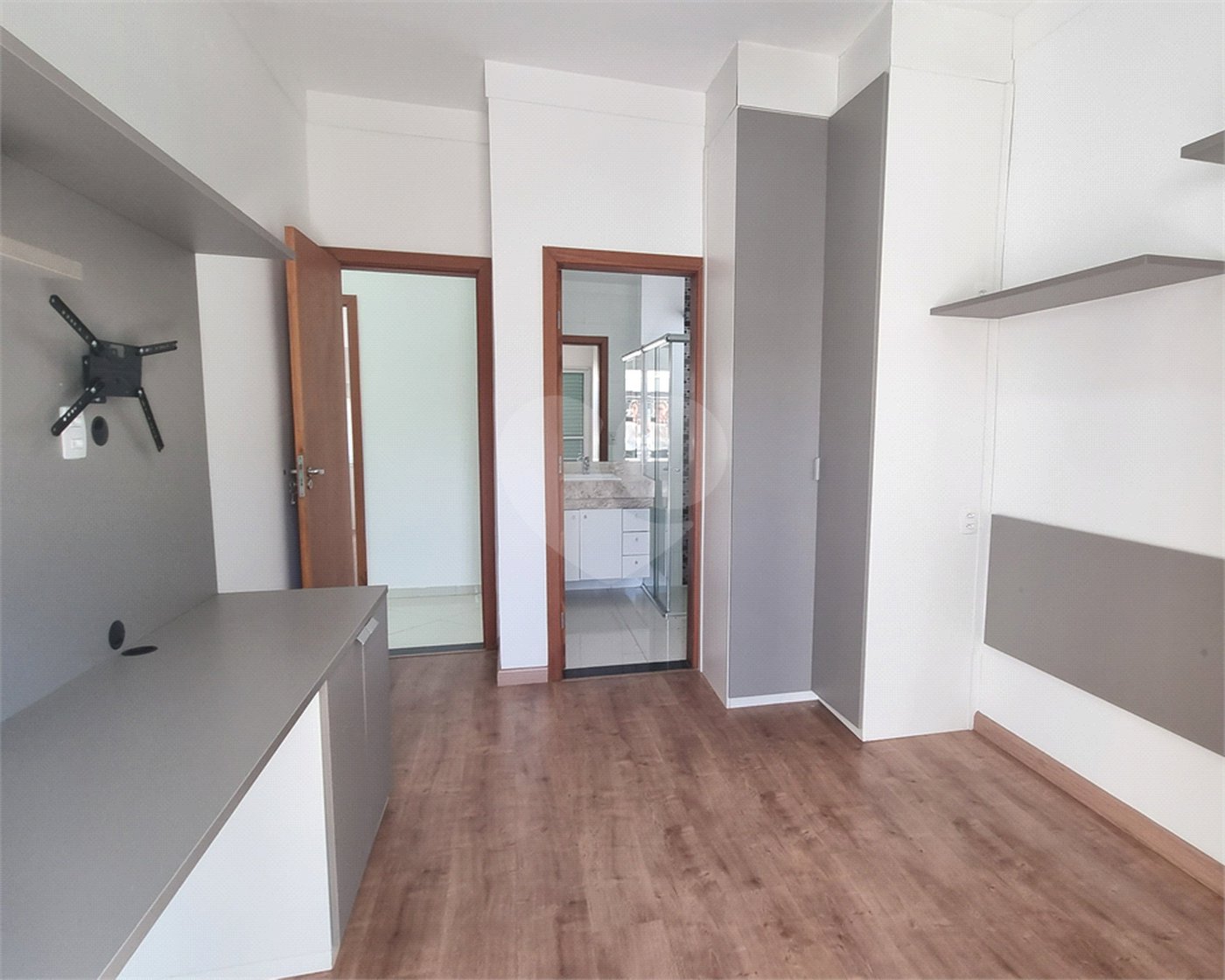 Casa à venda com 4 suítes no condomínio Mont Blanc, Sorocaba - SP
