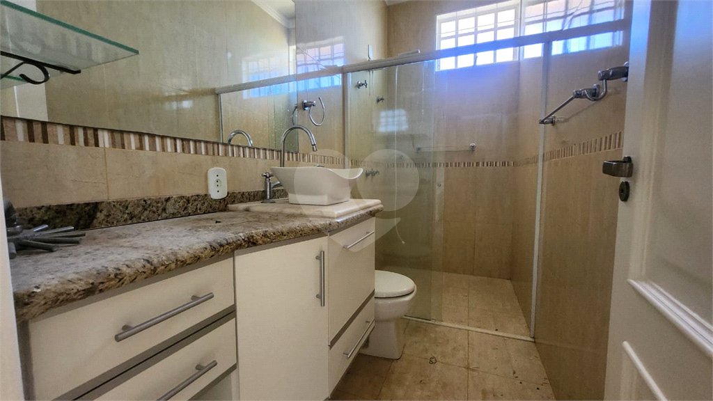 Sobrado para alugar com 3 quartos, sendo 1 suíte, em Altos do Jaraguá, Araraquara, SP