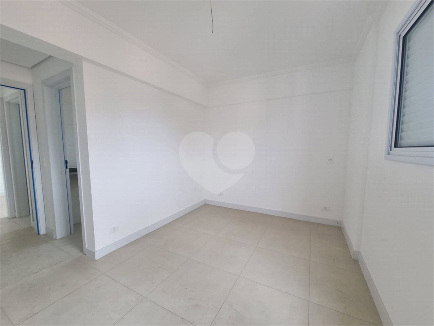 Apartamento à venda com 2 quartos, sendo 1 suíte, no Centro, Sorocaba, SP