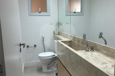 Apartamento à venda com 3 quartos, sendo 1 suíte, em Vila Andrade, São Paulo, SP
