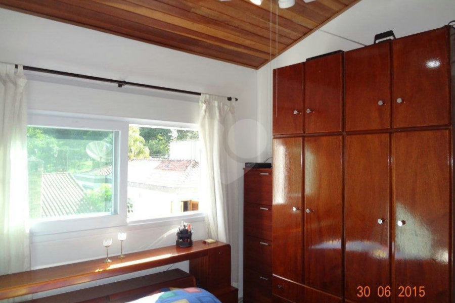 Casa Térrea à venda com 3 quartos, sendo 1 suíte, em Vila Irmãos Arnoni, São Paulo, SP