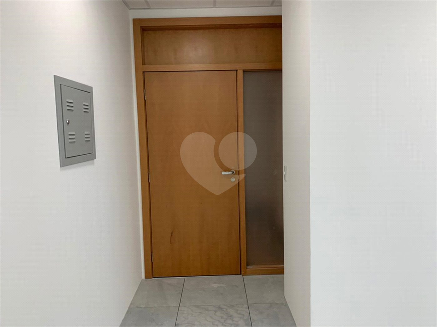 Sala à venda em Várzea de Baixo, São Paulo, SP