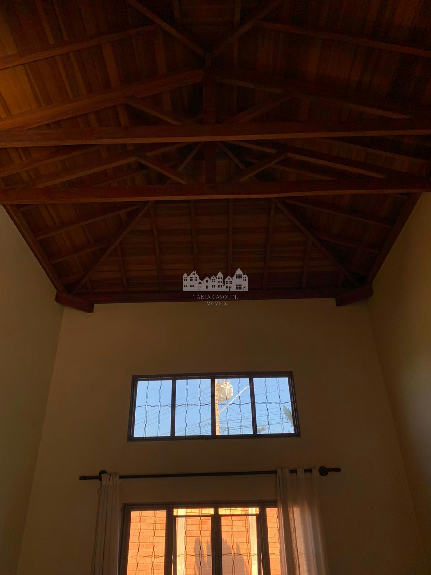 Casa à venda em Aparecida de São Manuel, São Manuel – SP, com projeto que valoriza conforto, iluminação natural e áreas de convivência.
