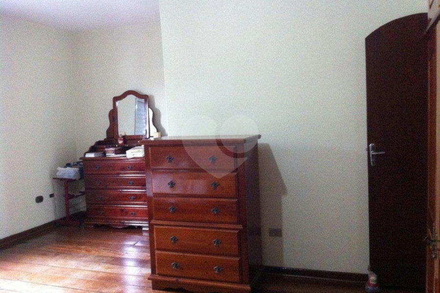 Sobrado à venda com 3 quartos, sendo 1 suíte, em Vila Dom Pedro Ii, São Paulo, SP