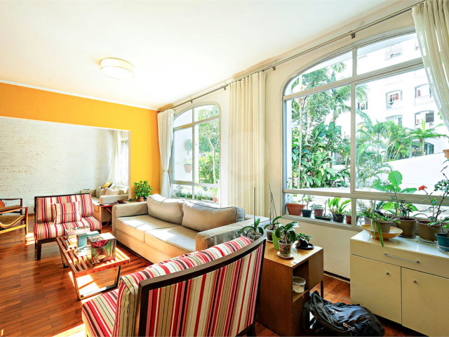 Apartamento à venda com 3 quartos, sendo 1 suíte,  em Jardim Marajoara, São Paulo, SP