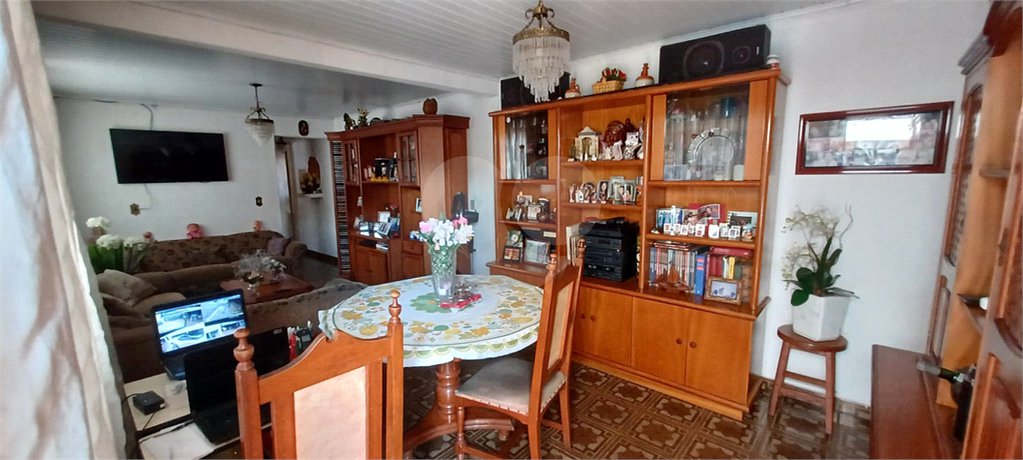 Casa à venda com 3 quartos, sendo 1 suíte, em Parque Edu Chaves, São Paulo, SP