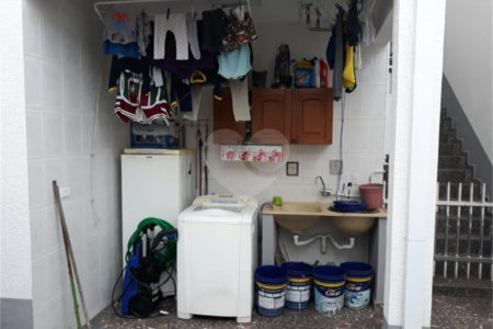 Casa à venda com 3 quartos, sendo 1 suíte, em Vila Suissa, Mogi das Cruzes, SP
