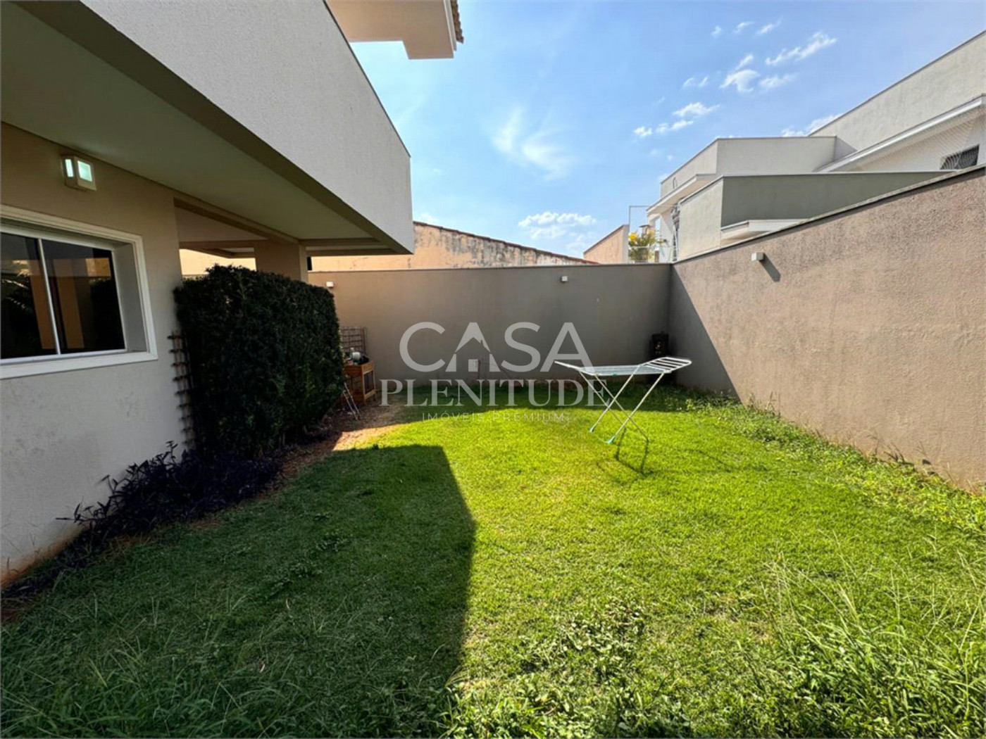 Casa em condomínio à venda ou para alugar com 4 suítes em Ibiti Royal Park, Sorocaba, SP