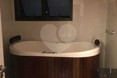 Apartamento à venda com 3 suítes em Granja Julieta, São Paulo, SP