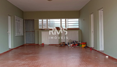 Casa à venda ou para alugar com 3 quartos, sendo 1 suíte,  no Centro, Angatuba, SP