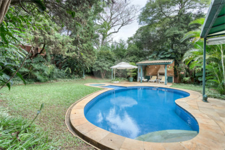 Casa à venda com 5 quartos, sendo 4 suítes, em Brooklin Velho, São Paulo, SP