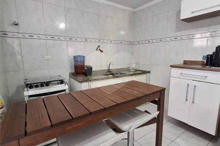 Casa à venda com 3 quartos, sendo 1 suíte, no condomínio Smallville, São Paulo - SP