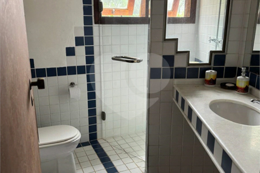Casa à venda com 6 suítes em Massaguaçu, Caraguatatuba, SP