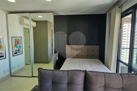 Apartamento à venda com 1 suíte em Vila Nova Conceição, São Paulo, SP