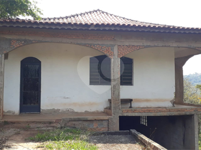 Casa à venda com 2 quartos em Mato Dentro, Mairiporã, SP
