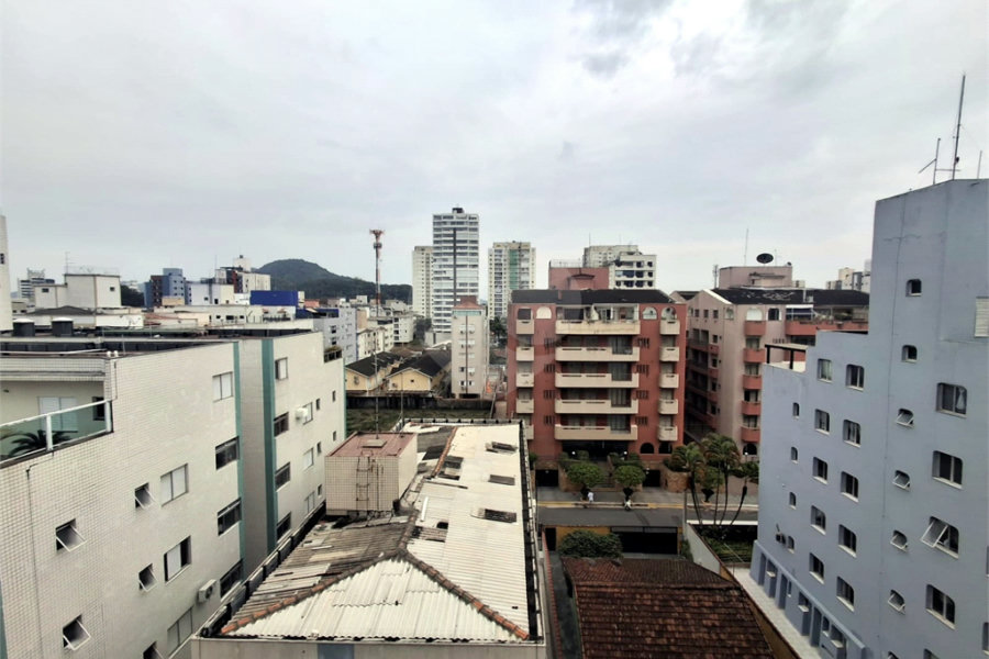 Apartamento à venda com 1 quarto em Vila Alzira, Guarujá, SP