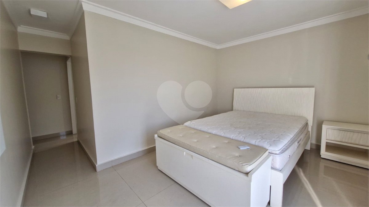 Casa à venda ou para alugar com 5 quartos, sendo 4 suítes, no condomínio Shamballa II, Atibaia - SP