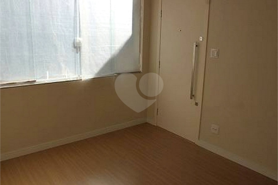 Sobrado à venda com 3 quartos, sendo 2 suítes, em Tremembé, São Paulo, SP