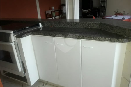 Sobrado à venda com 3 quartos, sendo 1 suíte,  em Vila Paulicéia, São Paulo, SP