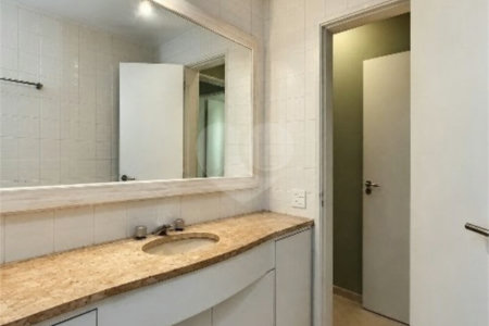Apartamento à venda com 4 quartos, sendo 1 suíte,  em Ipanema, Rio de Janeiro, RJ