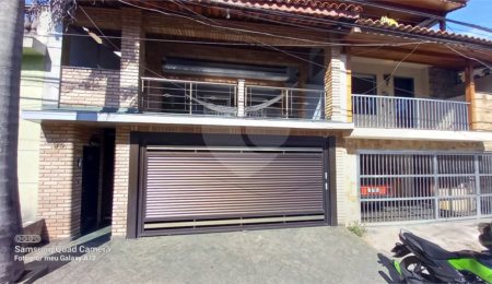 Sobrado à venda com 4 quartos, sendo 1 suíte,  em Tremembé, São Paulo, SP