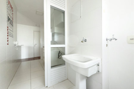 Apartamento à venda com 2 quartos, sendo 1 suíte,  em Vila Mariana, São Paulo, SP