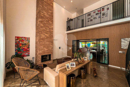Casa à venda com 4 quartos, sendo 3 suítes,  no condomínio Vintage, Cotia - SP