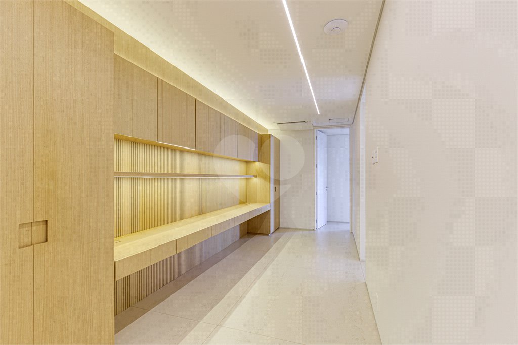 Apartamento à venda com 4 suítes em Moema, São Paulo, SP