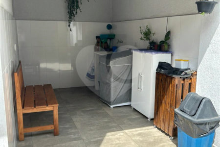 Casa à venda com 3 quartos, sendo 1 suíte,  no Centro, Mogi das Cruzes, SP