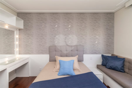 Apartamento à venda com 3 suítes em Alto da Boa Vista, São Paulo, SP