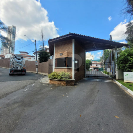 Casa à venda com 3 quartos, sendo 1 suíte, no condomínio Residencial Vila Verde, Sorocaba - SP