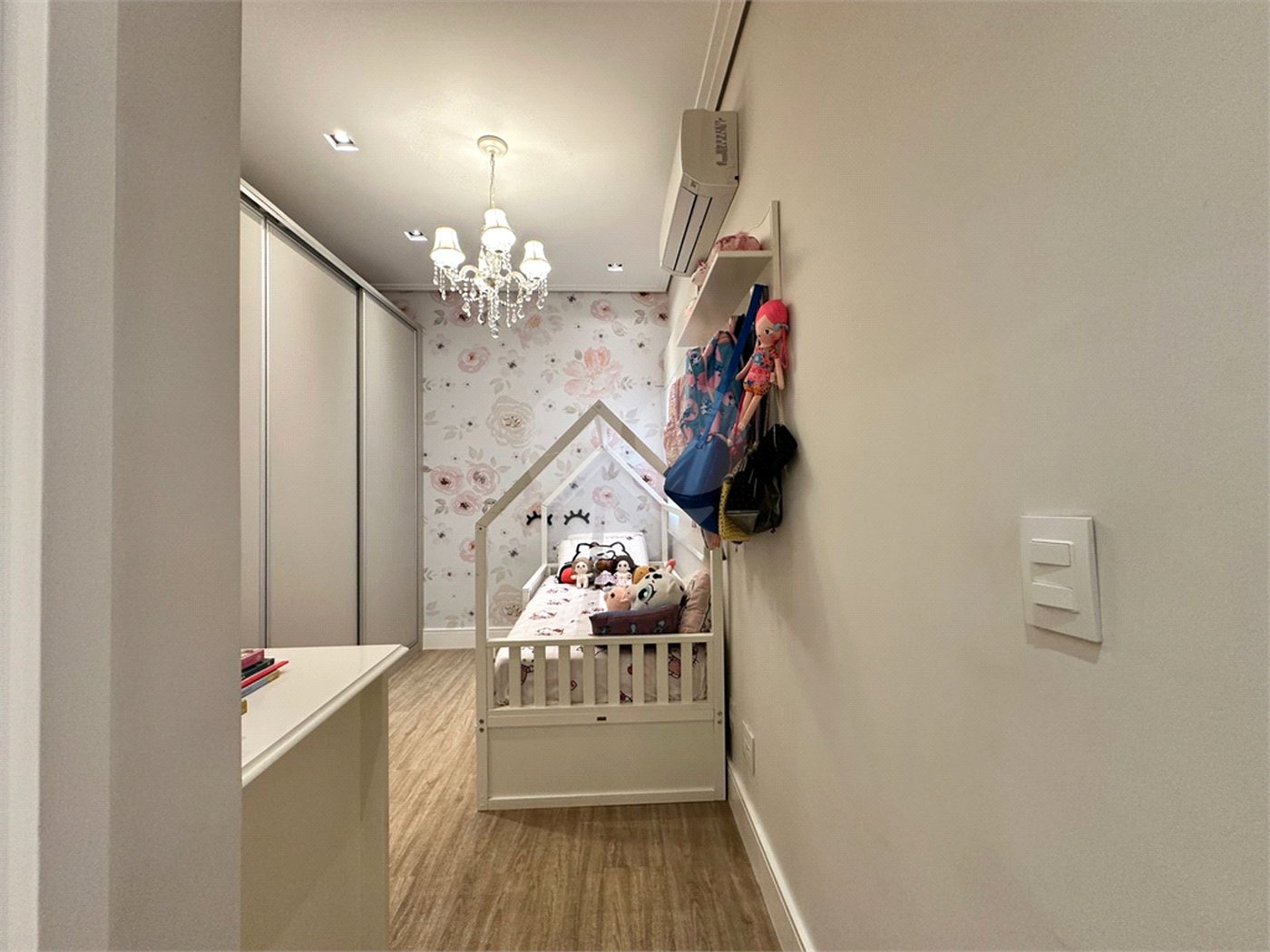 Apartamento à venda com 3 quartos, sendo 2 suítes, em Tremembé, São Paulo, SP