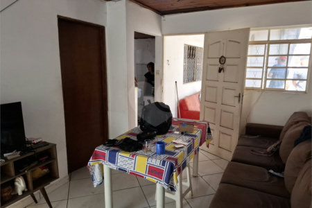 Casa à venda com 2 quartos em Parque Manchester, Sorocaba, SP