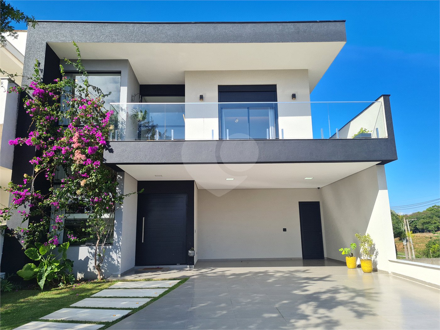 Casa à venda com 3 quartos, sendo 2 suítes, no condomínio Horizontes de Sorocaba, Sorocaba - SP
