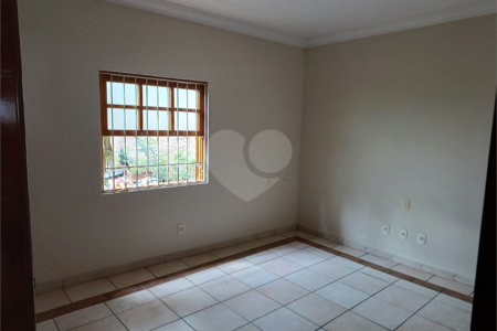 Casa Térrea à venda com 3 quartos, sendo 1 suíte, em Jardim do Colégio (zona Norte), São Paulo, SP